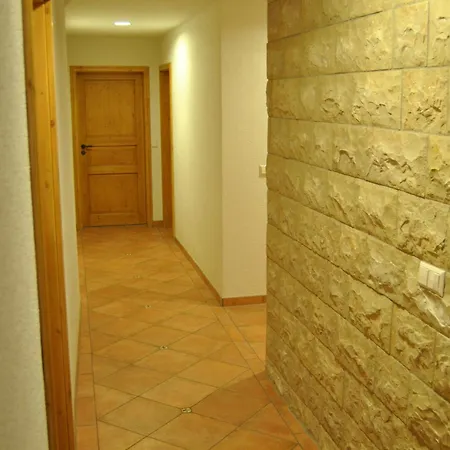 # Premium # Monteur-paradies Baden