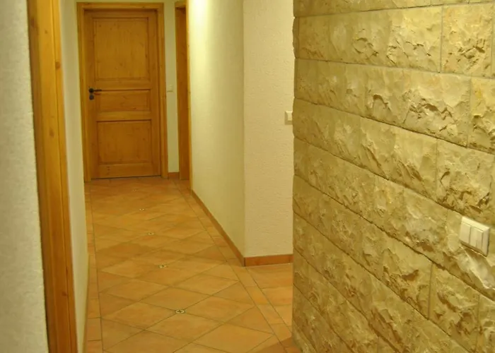 # Premium # Monteur-paradies Baden